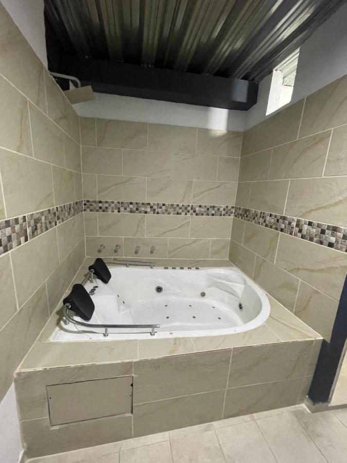 Hotel Select Μεντεγίν Εξωτερικό φωτογραφία