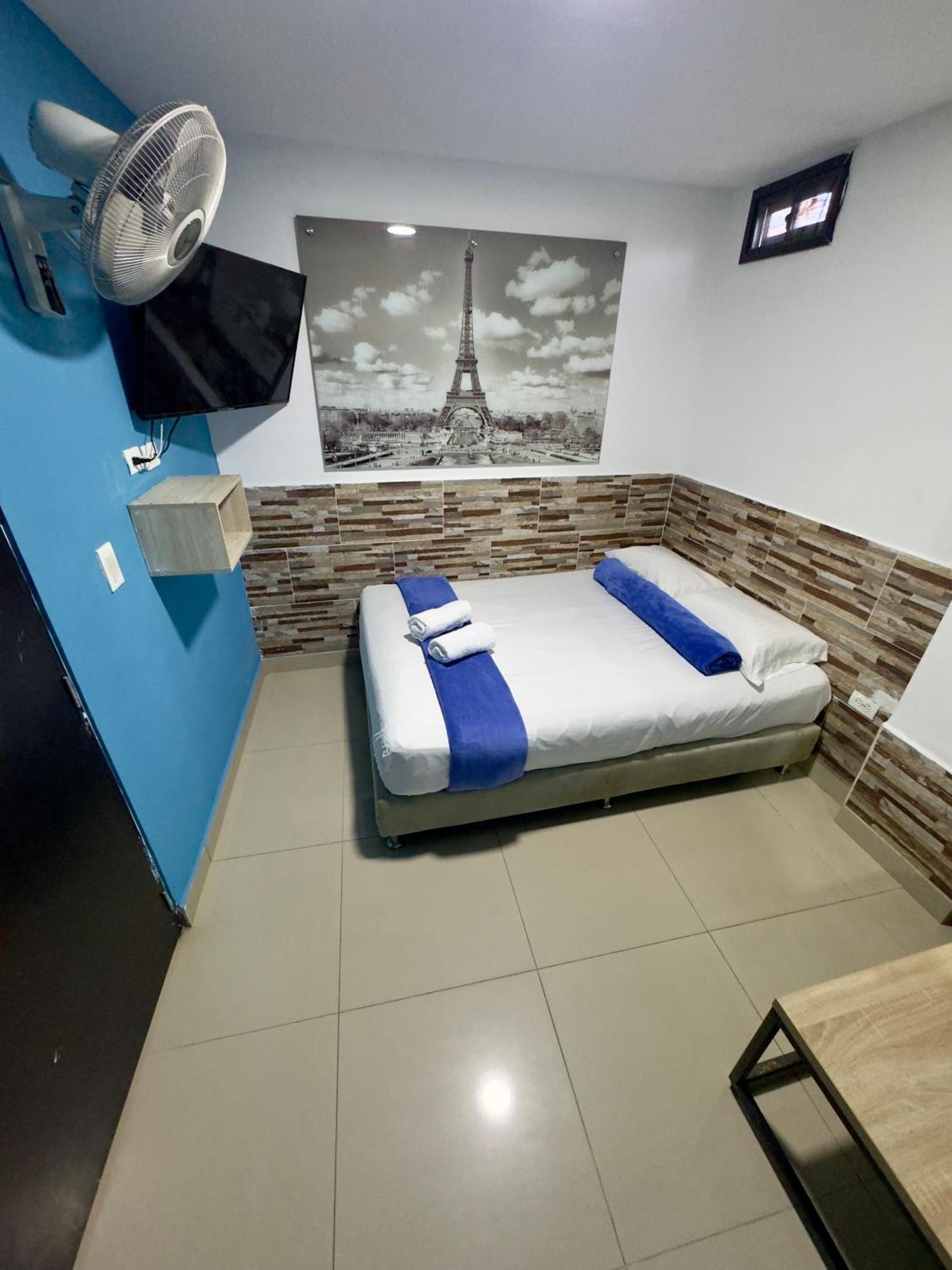 Hotel Select Μεντεγίν Εξωτερικό φωτογραφία
