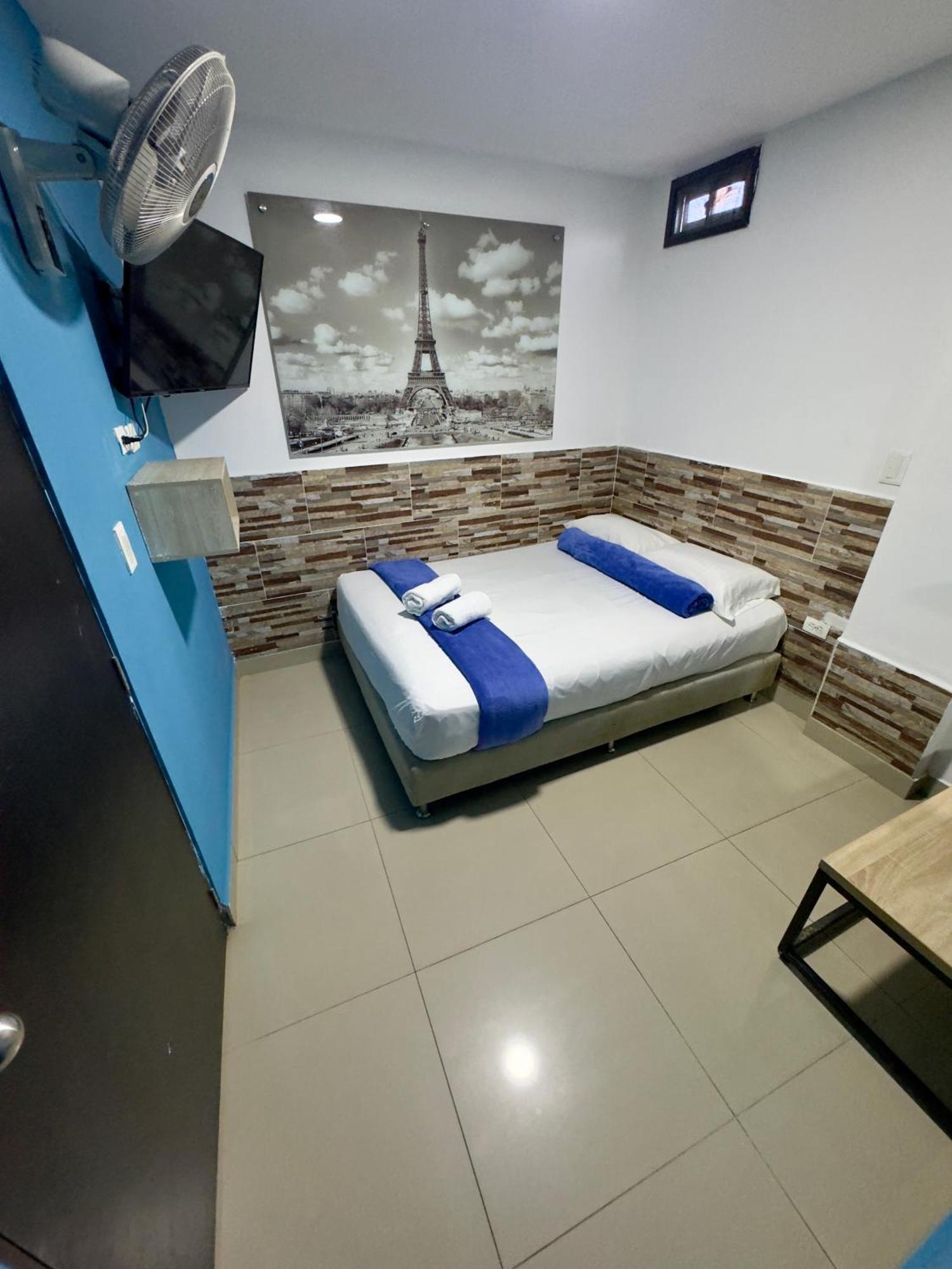 Hotel Select Μεντεγίν Εξωτερικό φωτογραφία