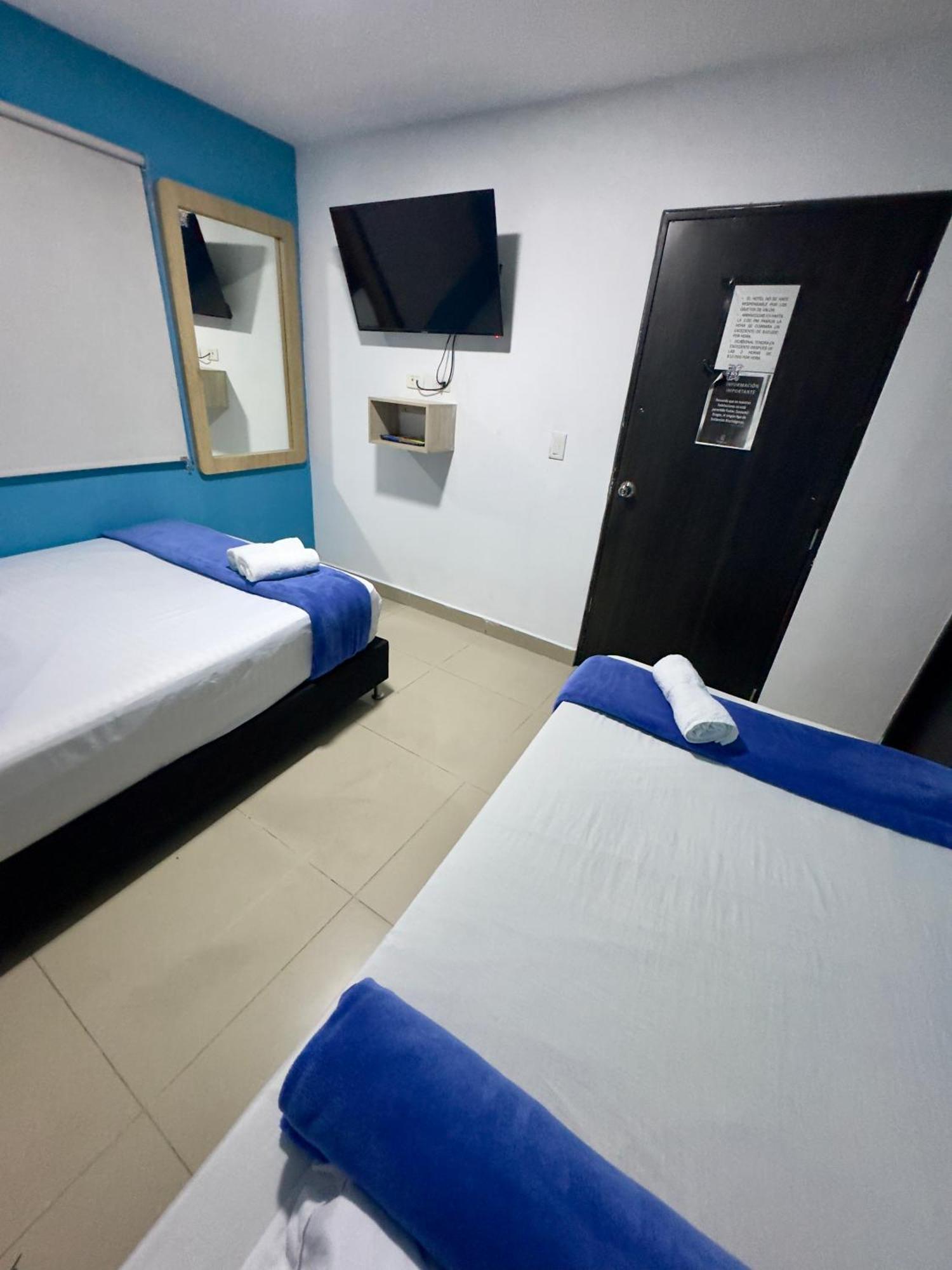 Hotel Select Μεντεγίν Εξωτερικό φωτογραφία