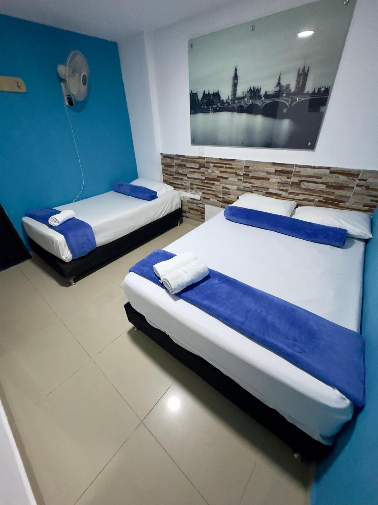 Hotel Select Μεντεγίν Εξωτερικό φωτογραφία