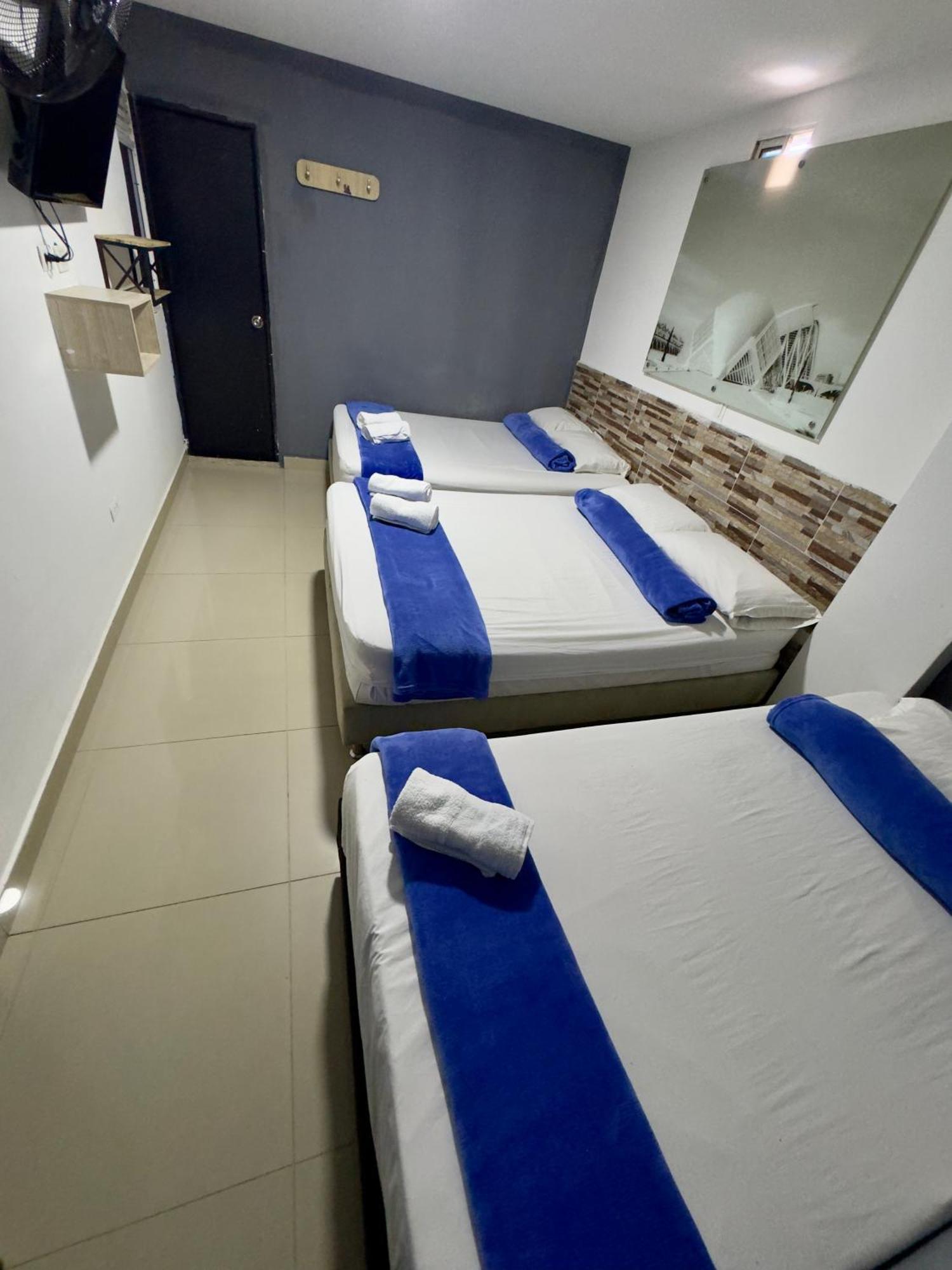 Hotel Select Μεντεγίν Εξωτερικό φωτογραφία