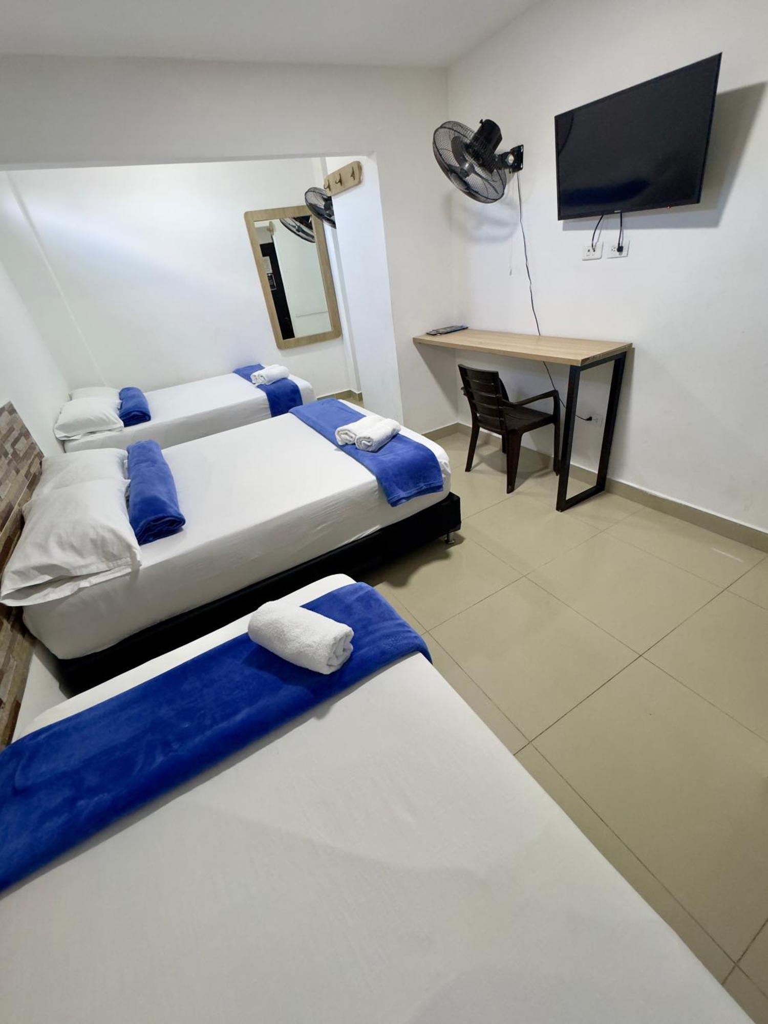 Hotel Select Μεντεγίν Εξωτερικό φωτογραφία